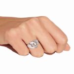 Bague Dinh Van Menottes Moyen Modèle Diamants Or Blanc