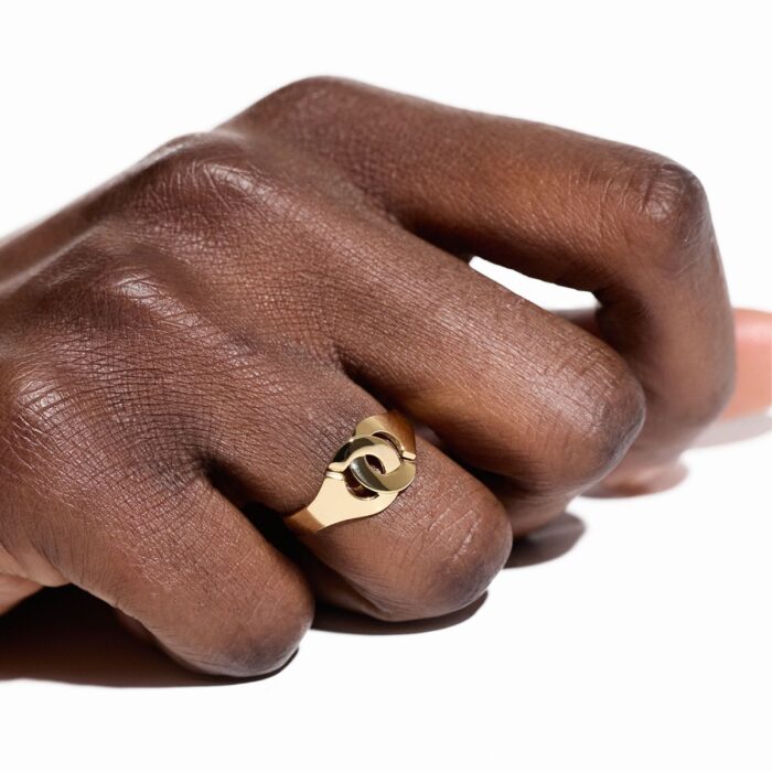 Bague Dinh Van Menottes Petit Modèle Or Jaune