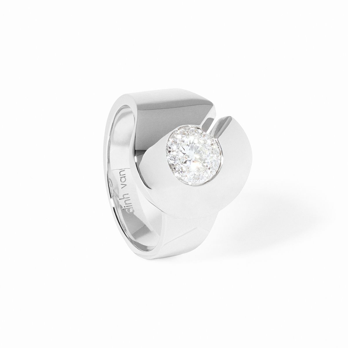 Bague Dinh Van Menottes Grand Modèle Diamants Or Blanc