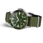 Montre Hamilton Khaki Navy Scuba Automatique cadran vert bracelet nato 40 mm