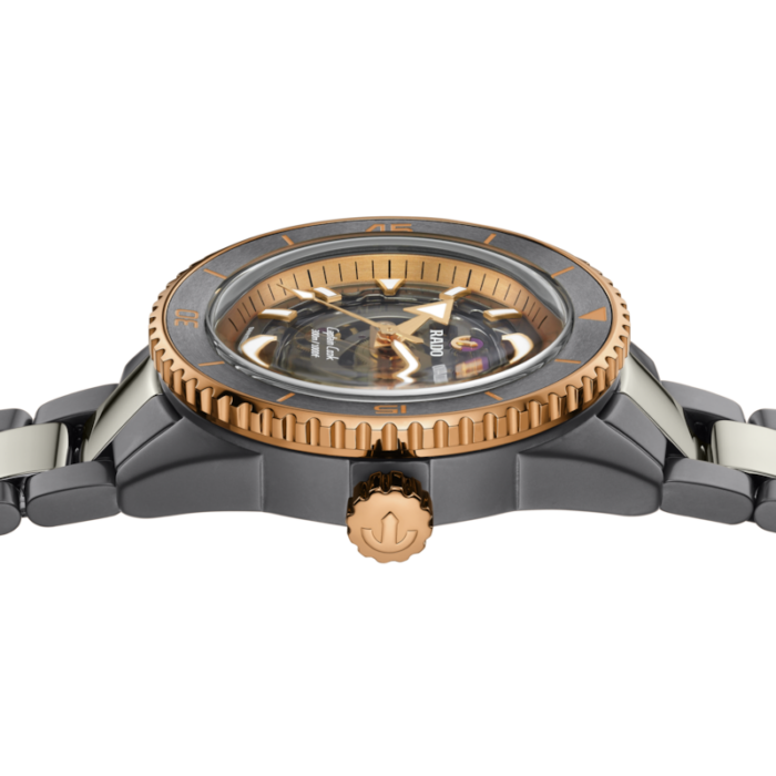 Montre Rado Captain Cook Auto High Tech Ceramic Skeleton Cadran Gris Bracelet Céramique 43MM