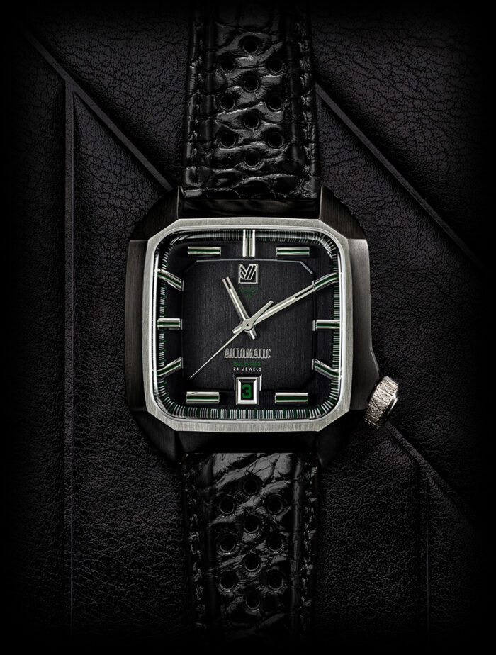 Montre MARCH LA.B AM2 Millésime Mars 2021 Édition Limitée Bracelet Alligator Noir