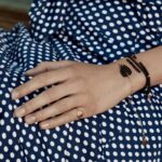 Bracelet Ginette NY Maria Mini Onyx Bead Rose