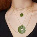 Collier Ginette NY Jumbo Ever Jade Disc On Chain Or Rose