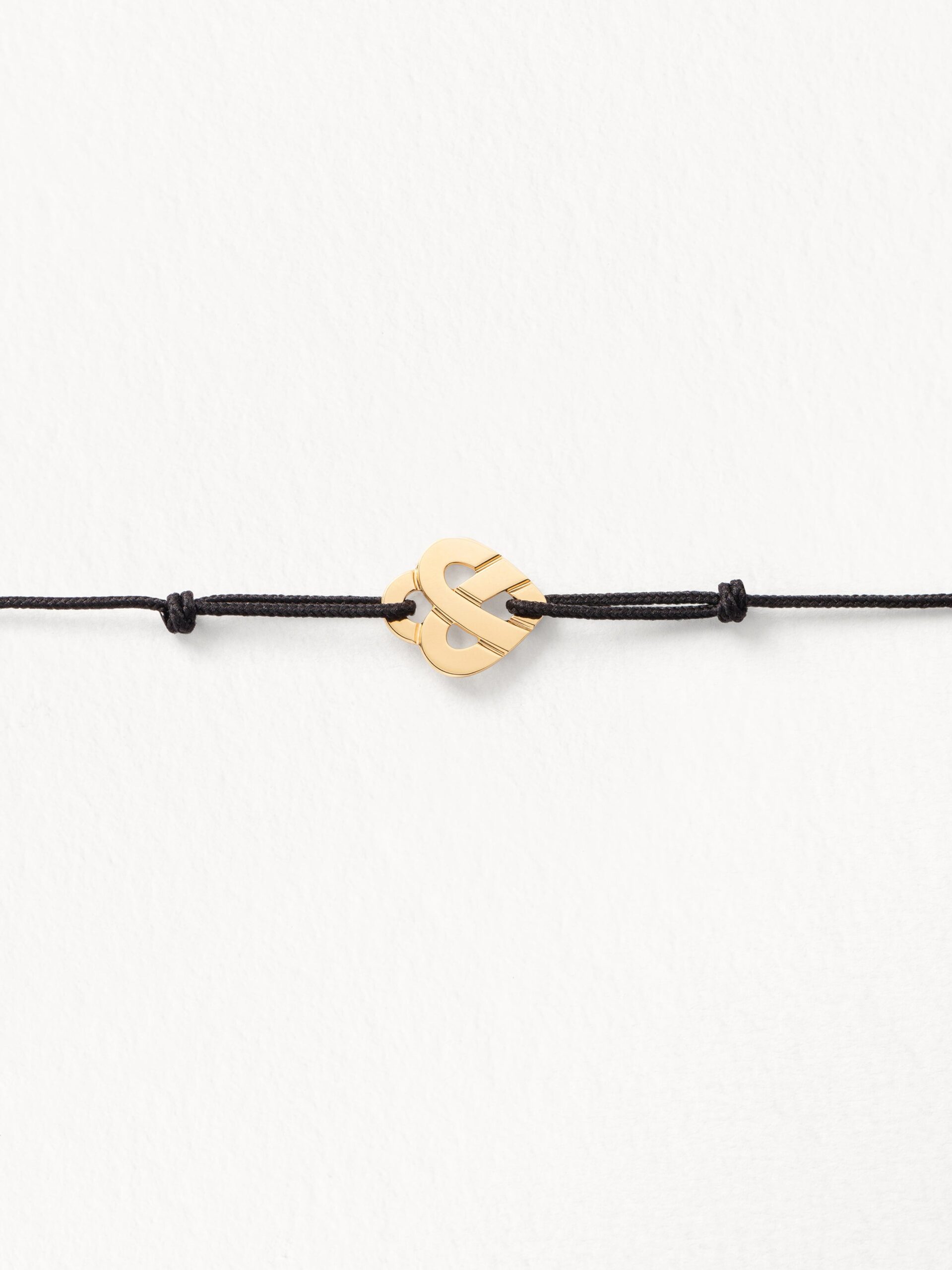 Bracelet Poiray Interlaced Heart on Cordon Yellow gold