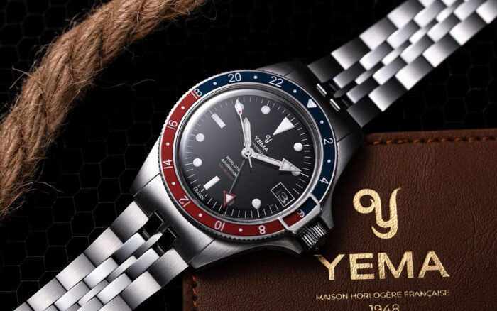 Montre Yema Superman GMT Auto Pepsi Cadran Noir Bracelet Acier 41MM