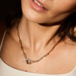 Collier Dinh Van Menottes Grand Modèle Diamants Or Jaune