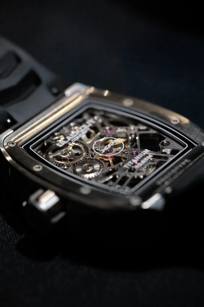 Montre Blackout Concept XP1 Tourbillon Ti