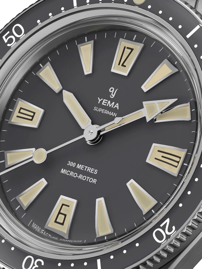 Montre Yema Skin Diver Slim CMM.20 Auto Cadran Gris Bracelet Acier 39MM