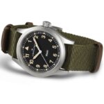 Montre Hamilton Khaki Field Quartz Cadran Noir Bracelet Textile