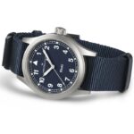 Montre Hamilton Khaki Field Quartz Cadran Bleu Bracelet Textile