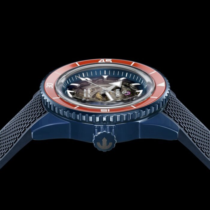 Montre Rado Captain Cook Auto High Tech Ceramic Skeleton Cadran Bleu Bracelet Caoutchouc 43MM