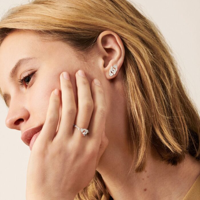 Bague Dinh Van Menottes sur Chaîne Or Blanc