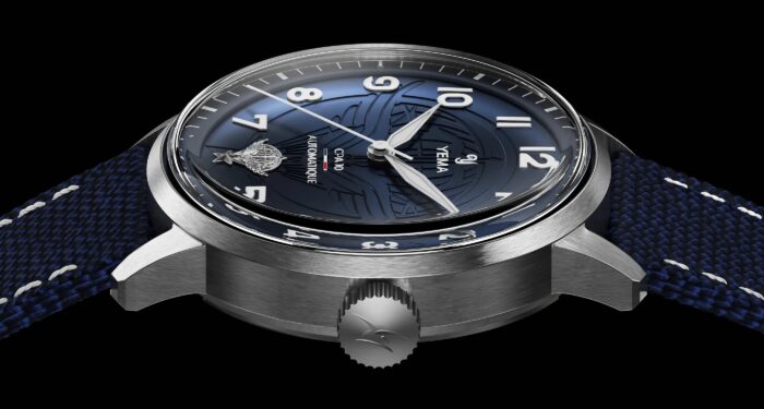 Montre Yema Flygraf CPA10 CMM.10 Cadran Bleu Bracelet Textile 40MM