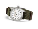 Montre Hamilton Khaki Field Mechanical Power Reserve Cadran Blanc Bracelet Textile 40MM