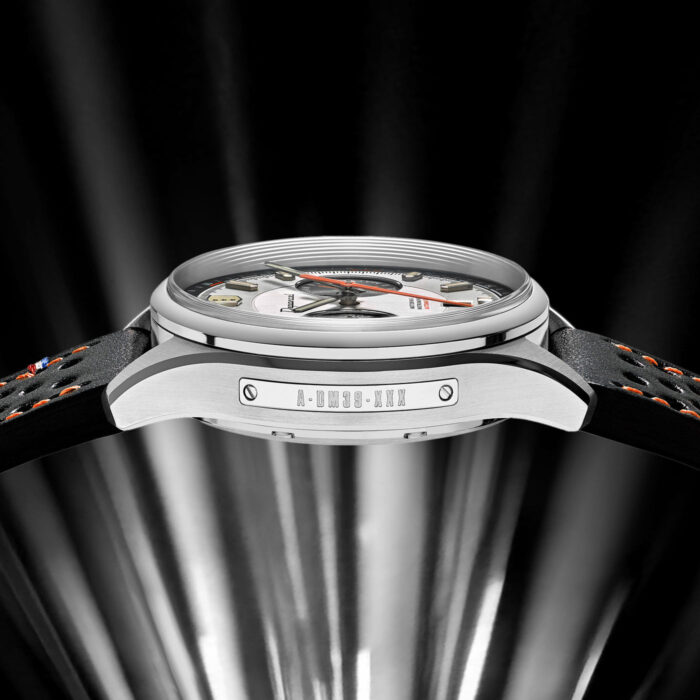 Montre Depancel Autosport Silver Auto Cadran Argenté Bracelet Cuir 39MM Montre Depancel Autosport Silver Auto Cadran Argenté Bracelet Cuir 39MM