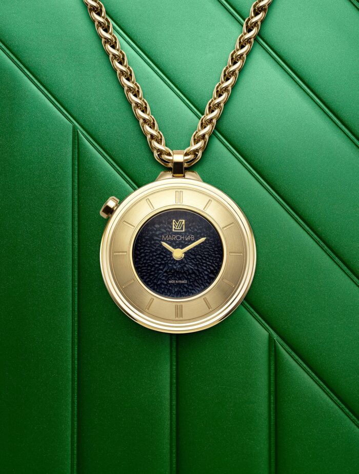 Montre Sautoir MARCH LA.B Lady Volante Supreme Caviar Quartz Cadran Noir 30MM Montre Sautoir MARCH LA.B Lady Volante Supreme Caviar Quartz Cadran Noir 30MM