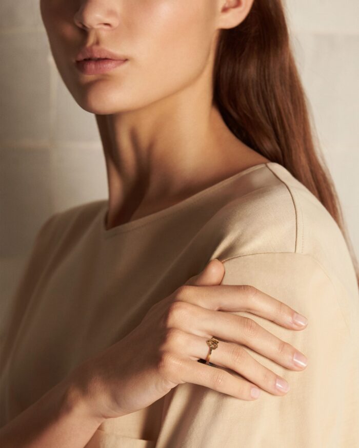 Bague Poiray Coeur Entrelacé Or Jaune T54 – Image 2